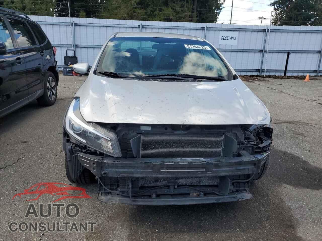 KIA FORTE 2017 - 3KPFL4A78HE132950