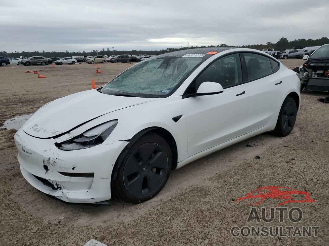 TESLA MODEL 3 2022 - 5YJ3E1EAXNF331358