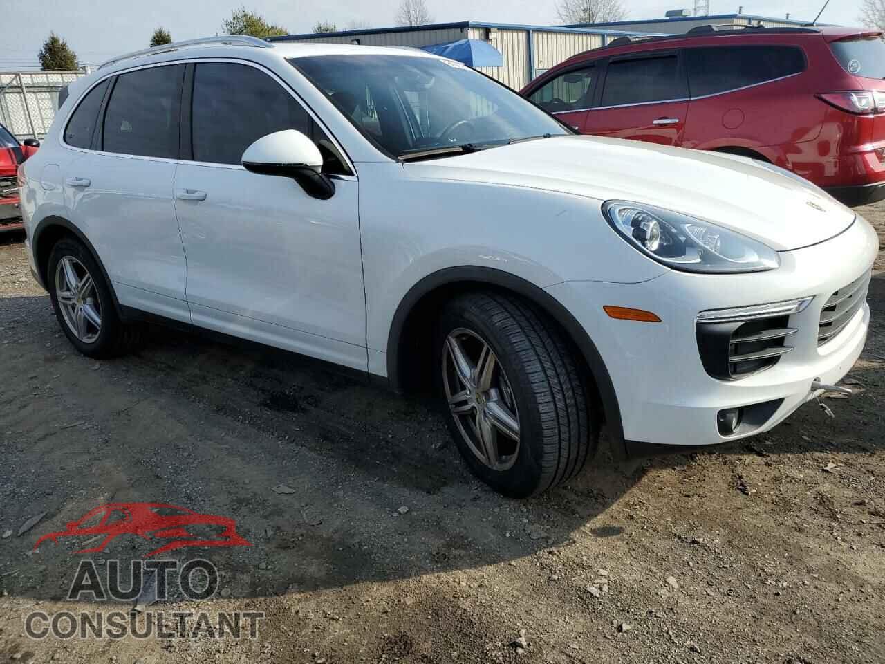 PORSCHE CAYENNE 2016 - WP1AA2A26GKA36253