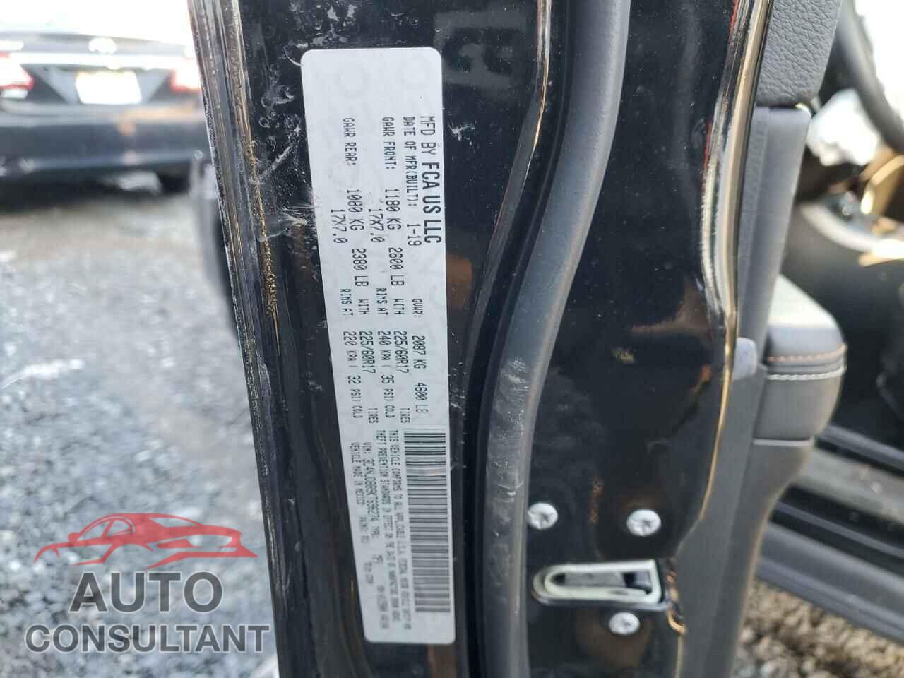 JEEP COMPASS 2019 - 3C4NJDBB9KT696274
