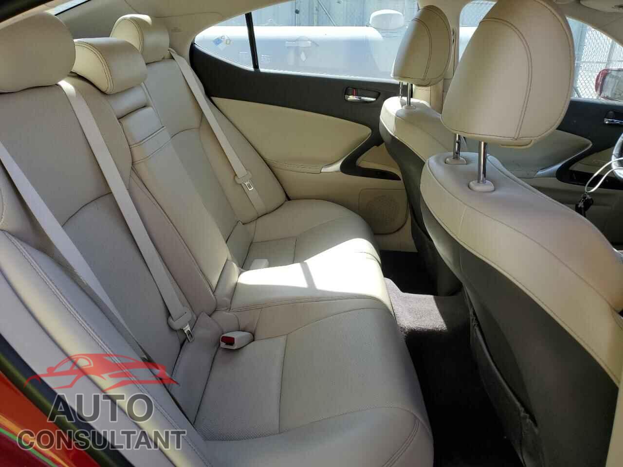 LEXUS IS 2011 - JTHCE5C27B5001370