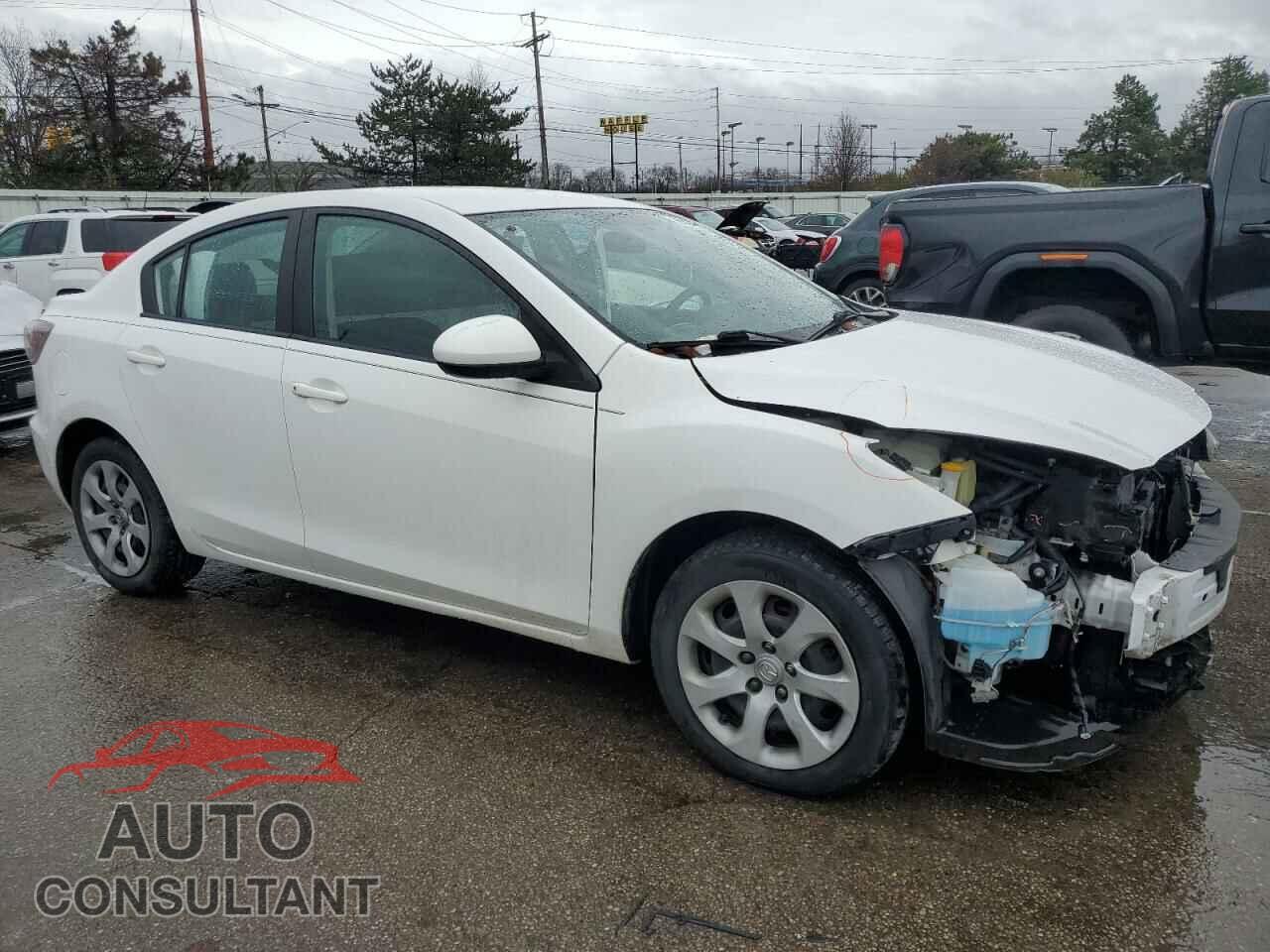 MAZDA 3 2011 - JM1BL1UFXB1394589
