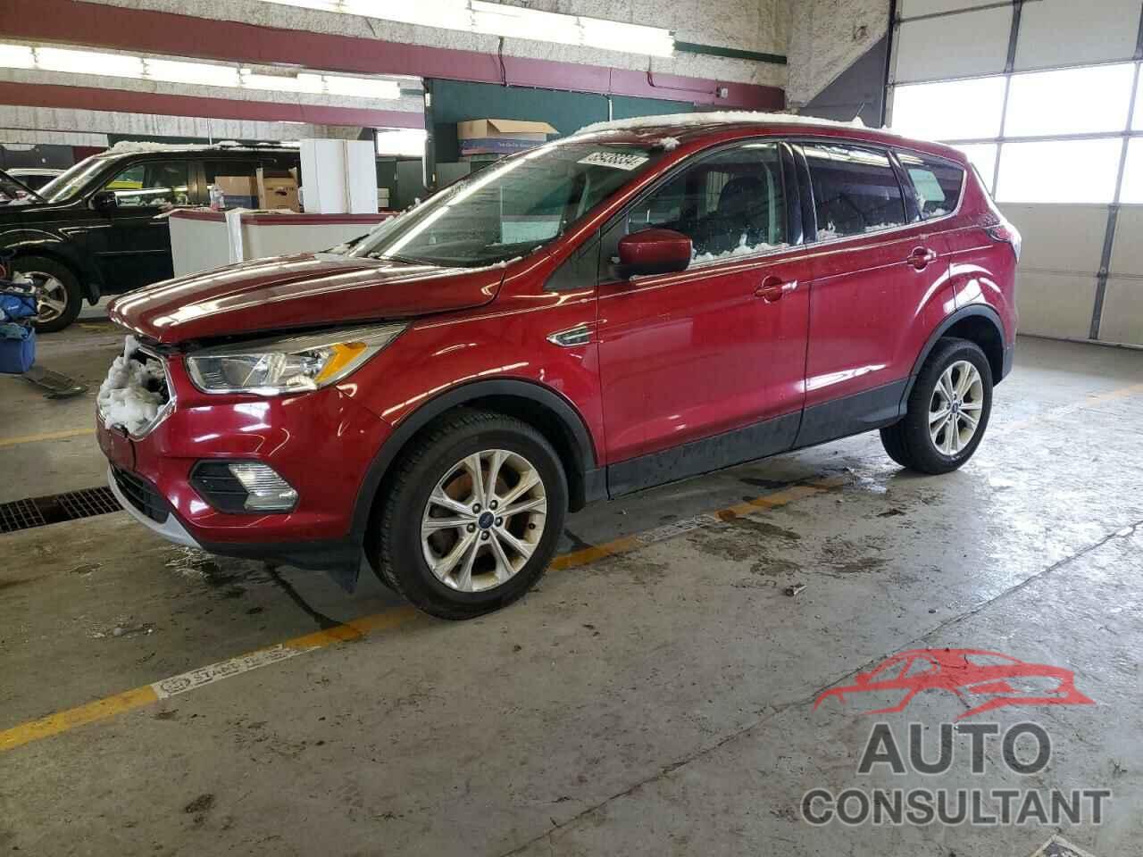 FORD ESCAPE 2017 - 1FMCU0GD5HUB49935