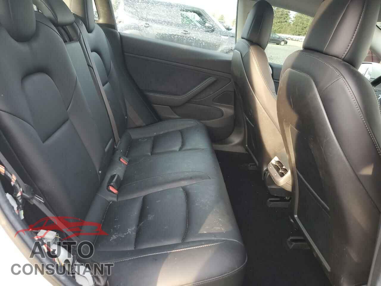 TESLA MODEL 3 2018 - 5YJ3E1EA5JF017384