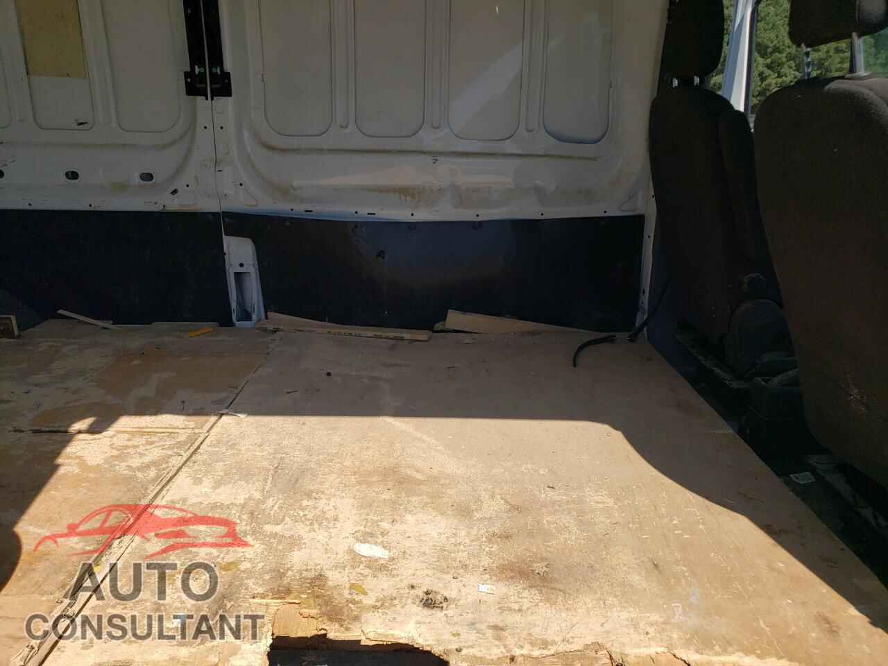 FORD TRANSIT 2017 - 1FTYR2CM2HKB53143