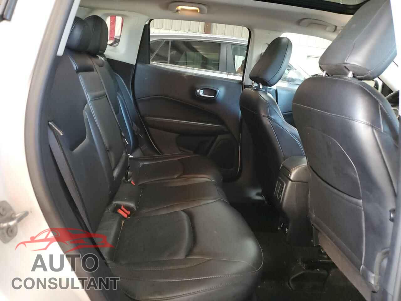 JEEP COMPASS 2017 - 3C4NJDCBXHT635376