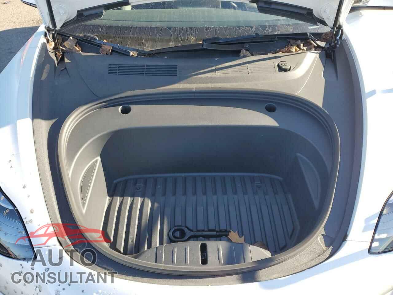 TESLA MODEL 3 2023 - 5YJ3E1EA5PF638228
