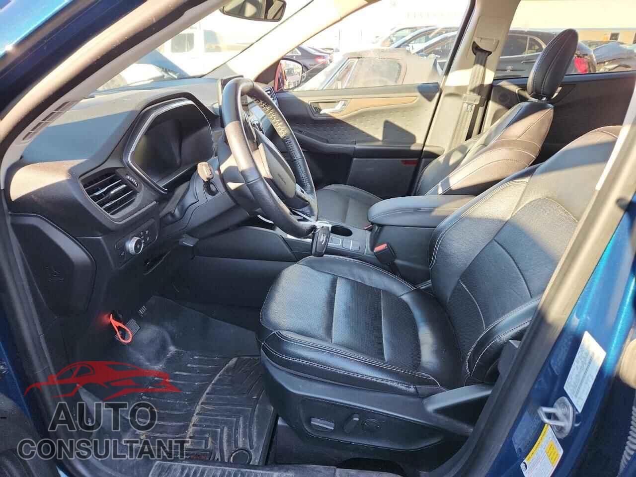 FORD ESCAPE 2020 - 1FMCU9J98LUA20511