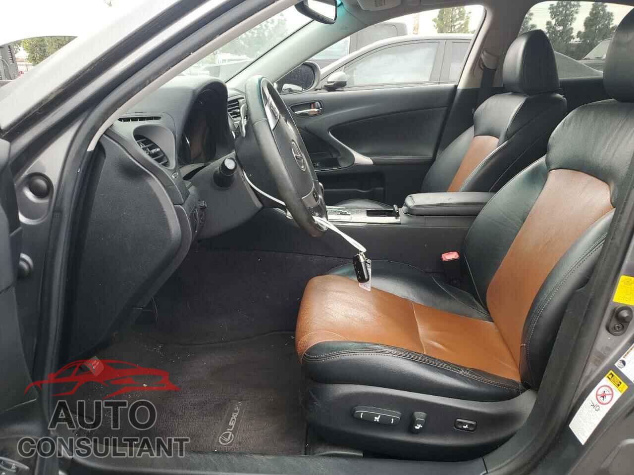 LEXUS IS 2013 - JTHBF5C20D5188155