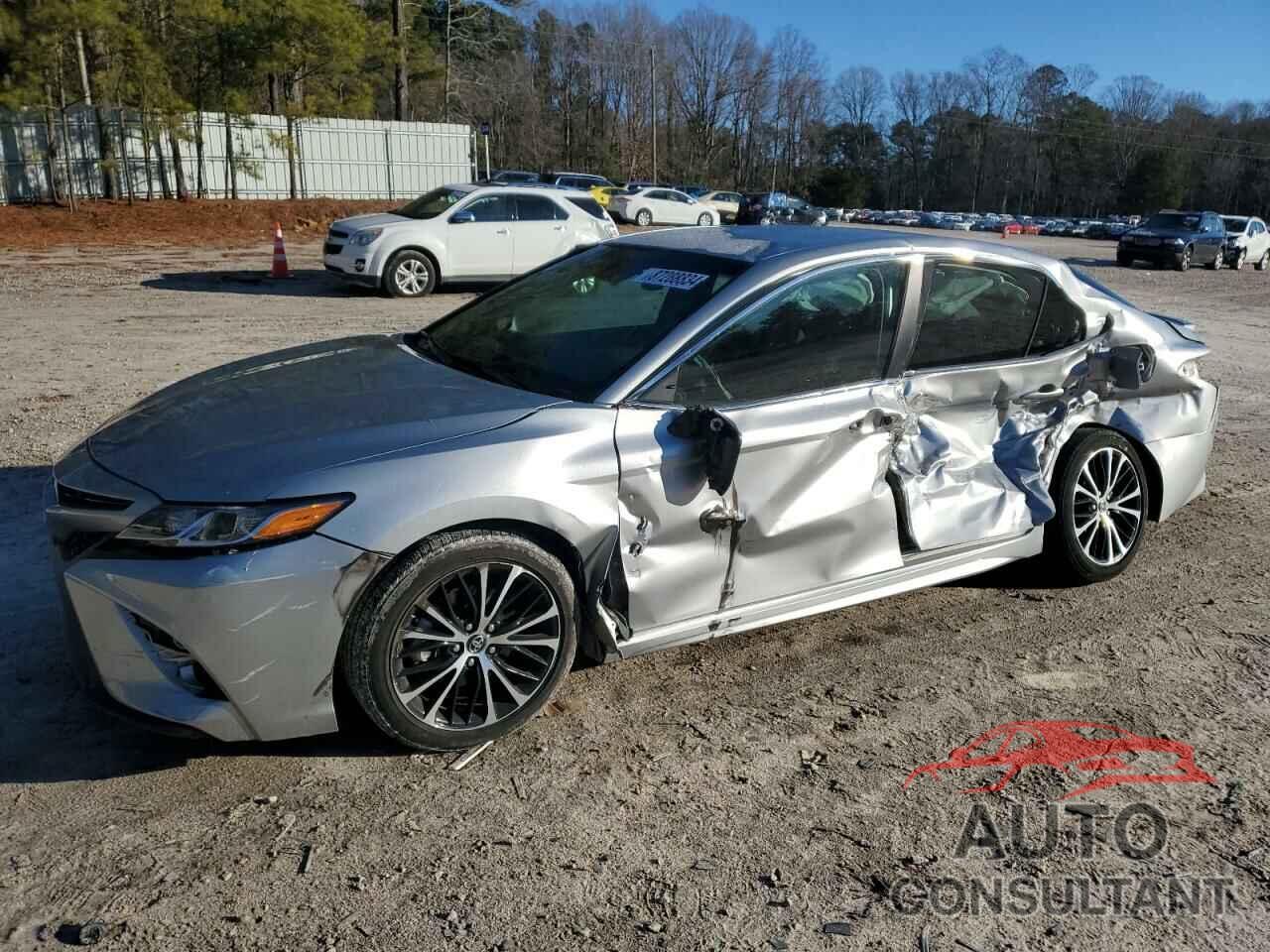TOYOTA CAMRY 2018 - 4T1B11HK9JU644717