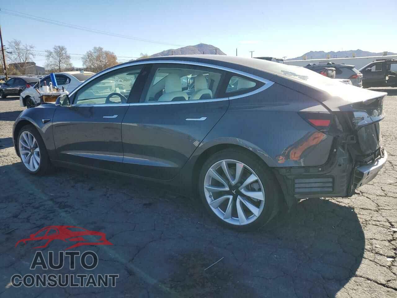 TESLA MODEL 3 2019 - 5YJ3E1EAXKF444917