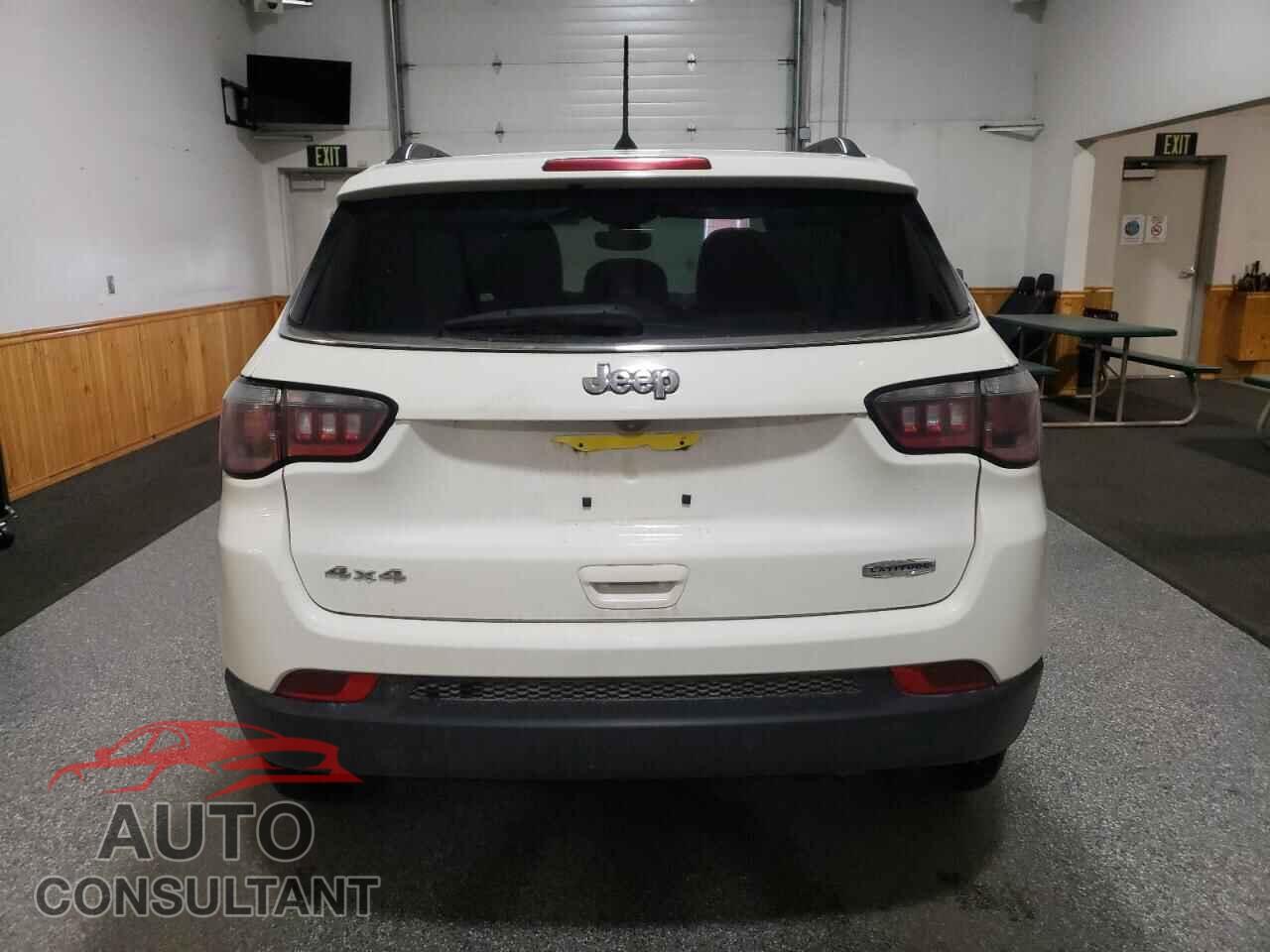 JEEP COMPASS 2017 - 3C4NJDBB4HT624245