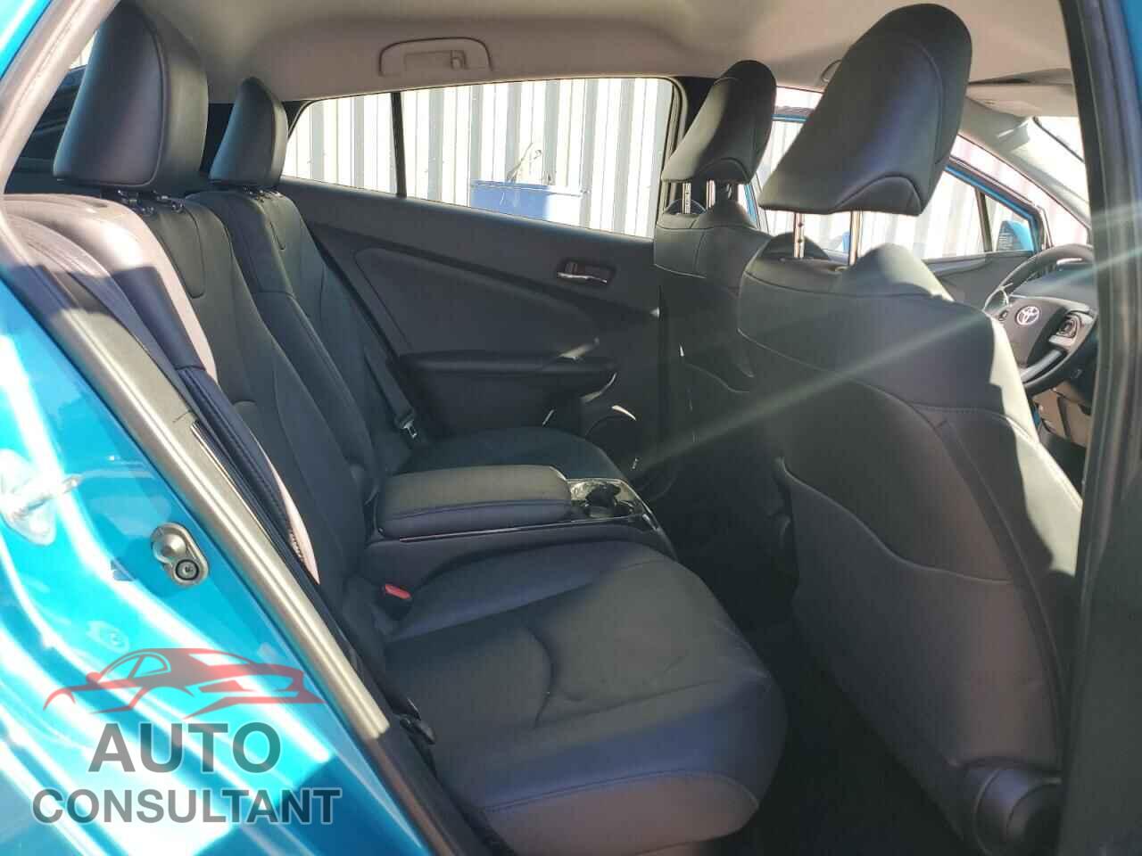 TOYOTA PRIUS 2017 - JTDKARFP2H3066171