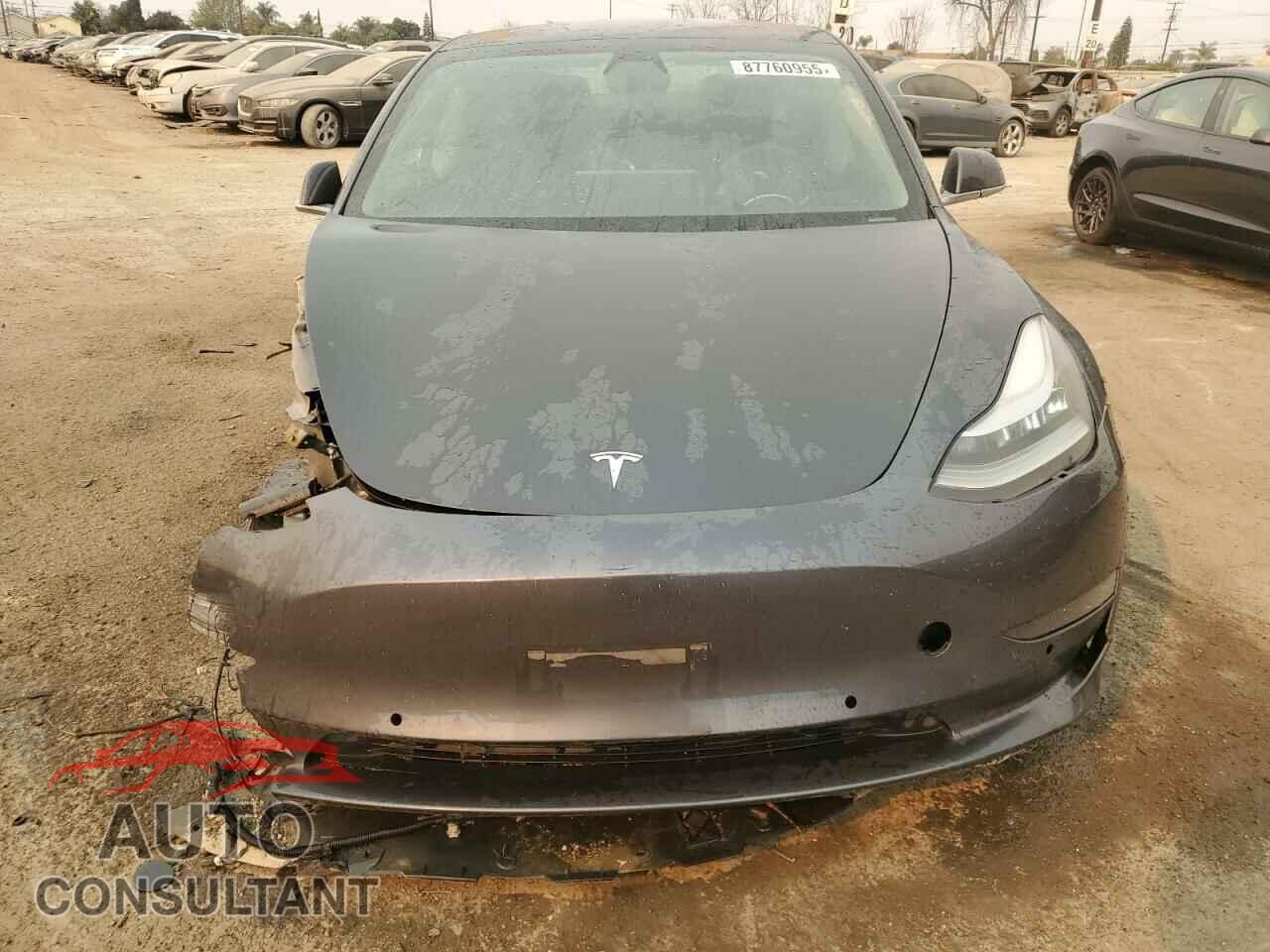 TESLA MODEL 3 2018 - 5YJ3E1EA4JF123762