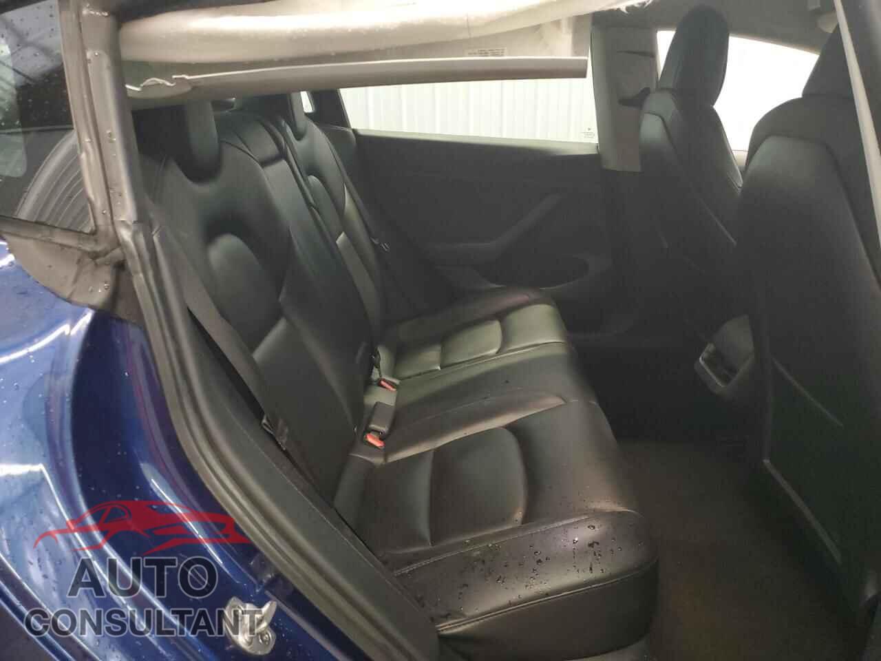 TESLA MODEL 3 2023 - 5YJ3E1EA7PF453582