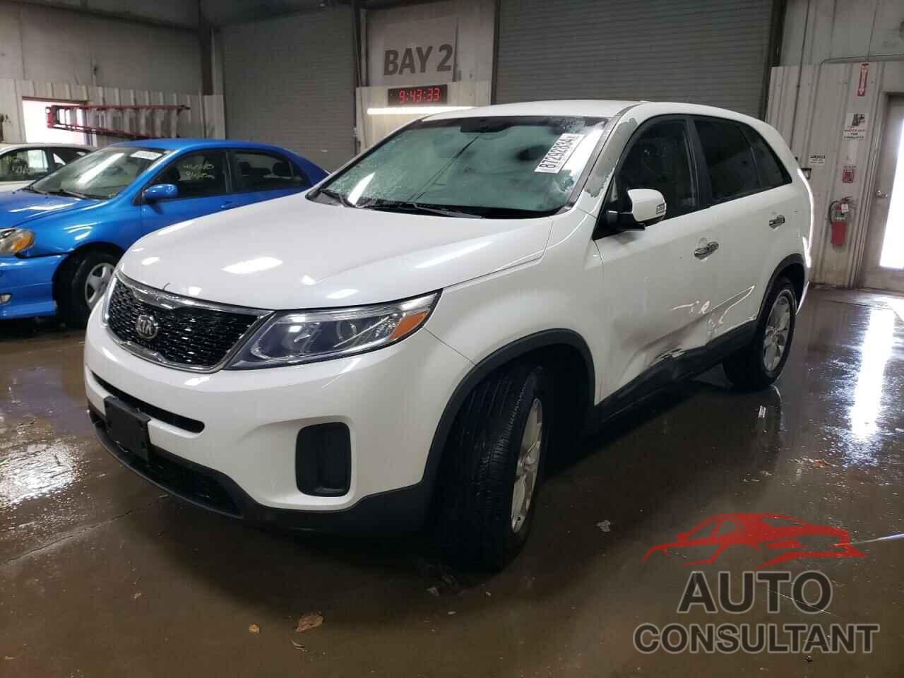 KIA SORENTO 2015 - 5XYKT3A67FG561822