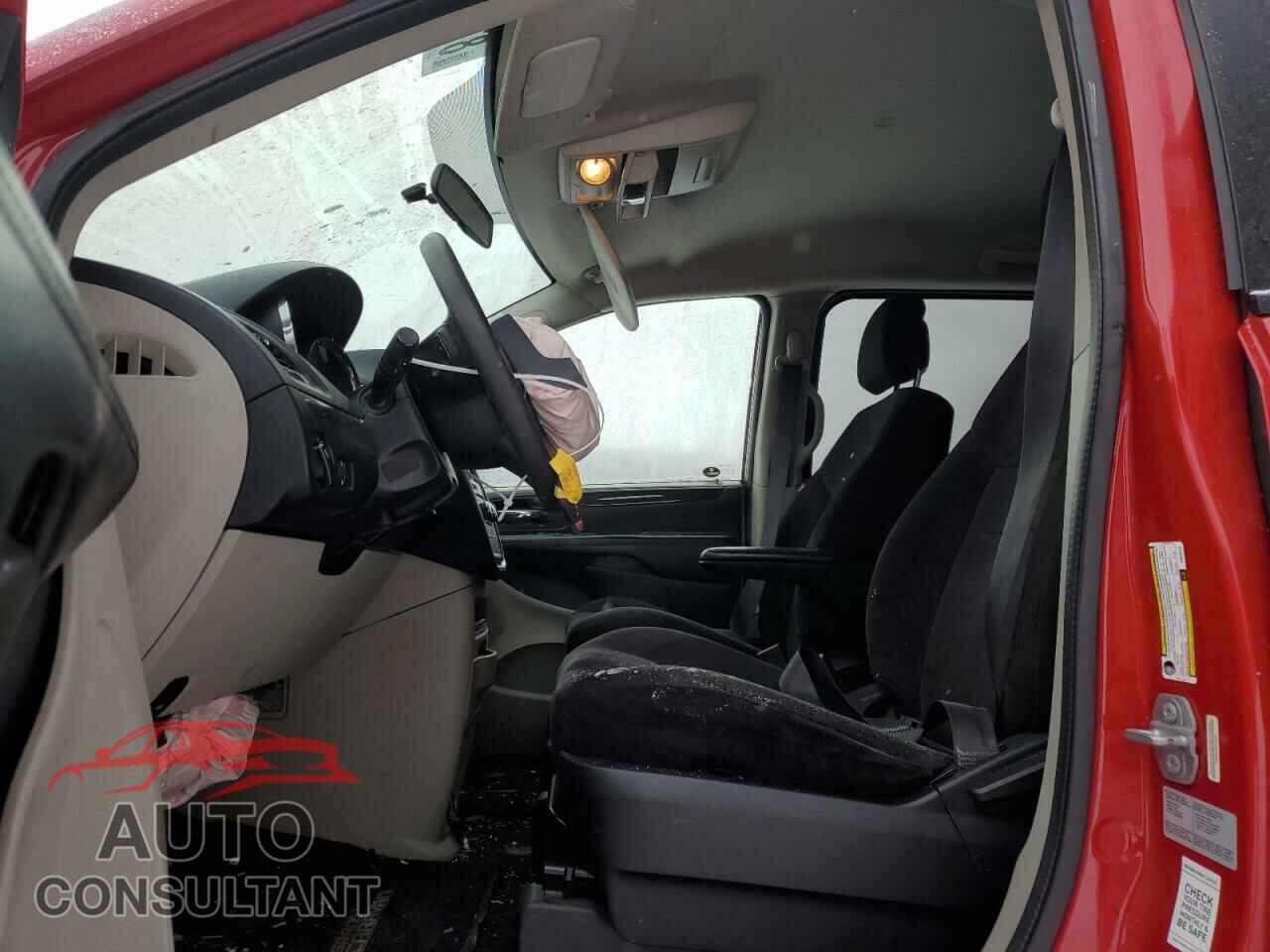 DODGE CARAVAN 2015 - 2C4RDGBG0FR500723