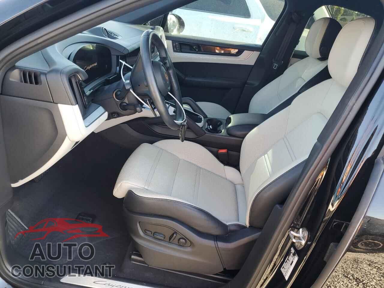 PORSCHE CAYENNE 2024 - WP1BA2AY6RDA53389