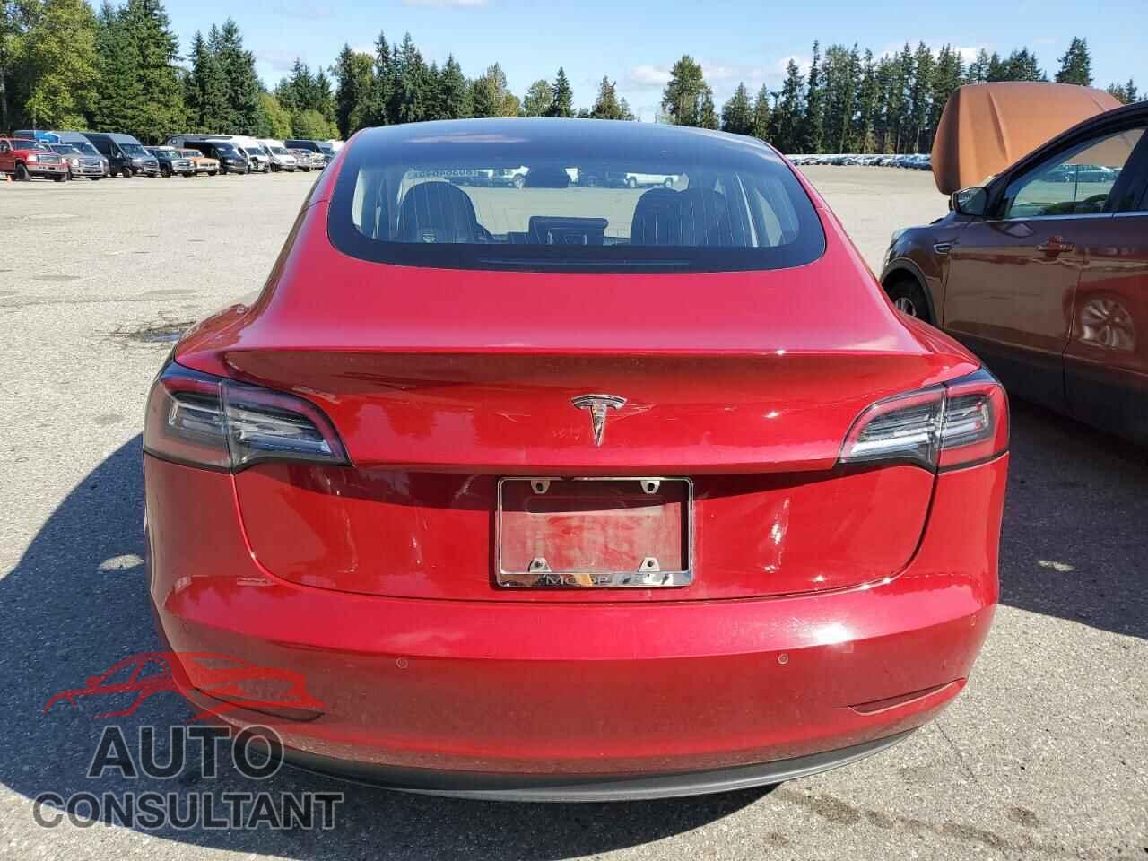TESLA MODEL 3 2018 - 5YJ3E1EA8JF047205