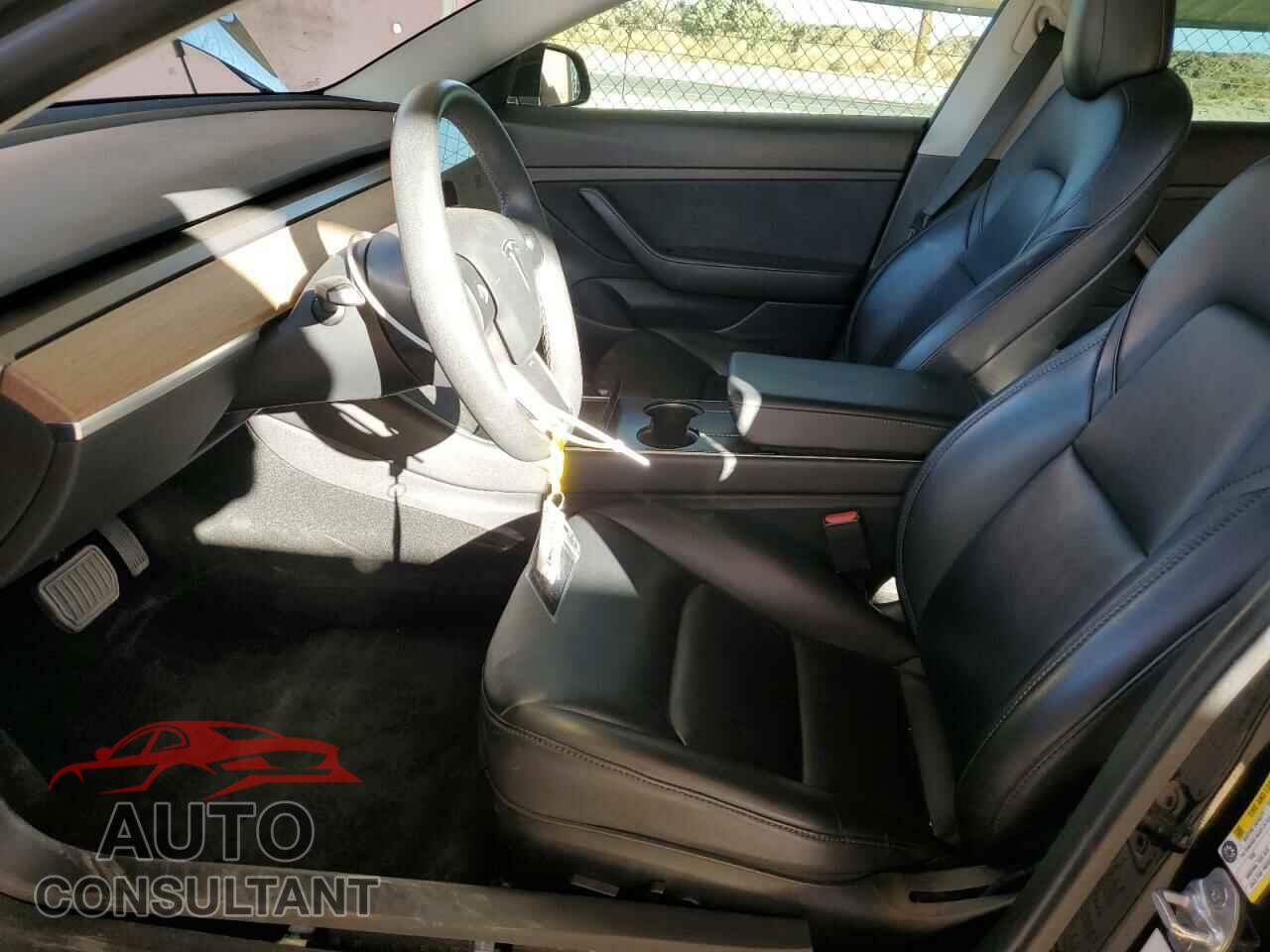 TESLA MODEL 3 2020 - 5YJ3E1EA5LF805567
