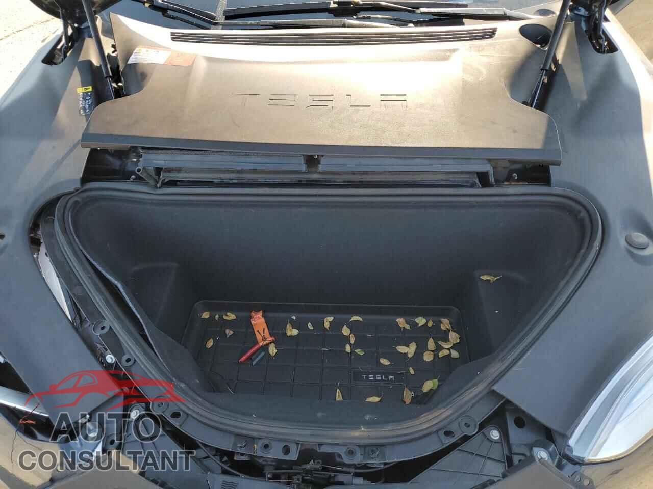 TESLA MODEL S 2017 - 5YJSA1E18HF218567