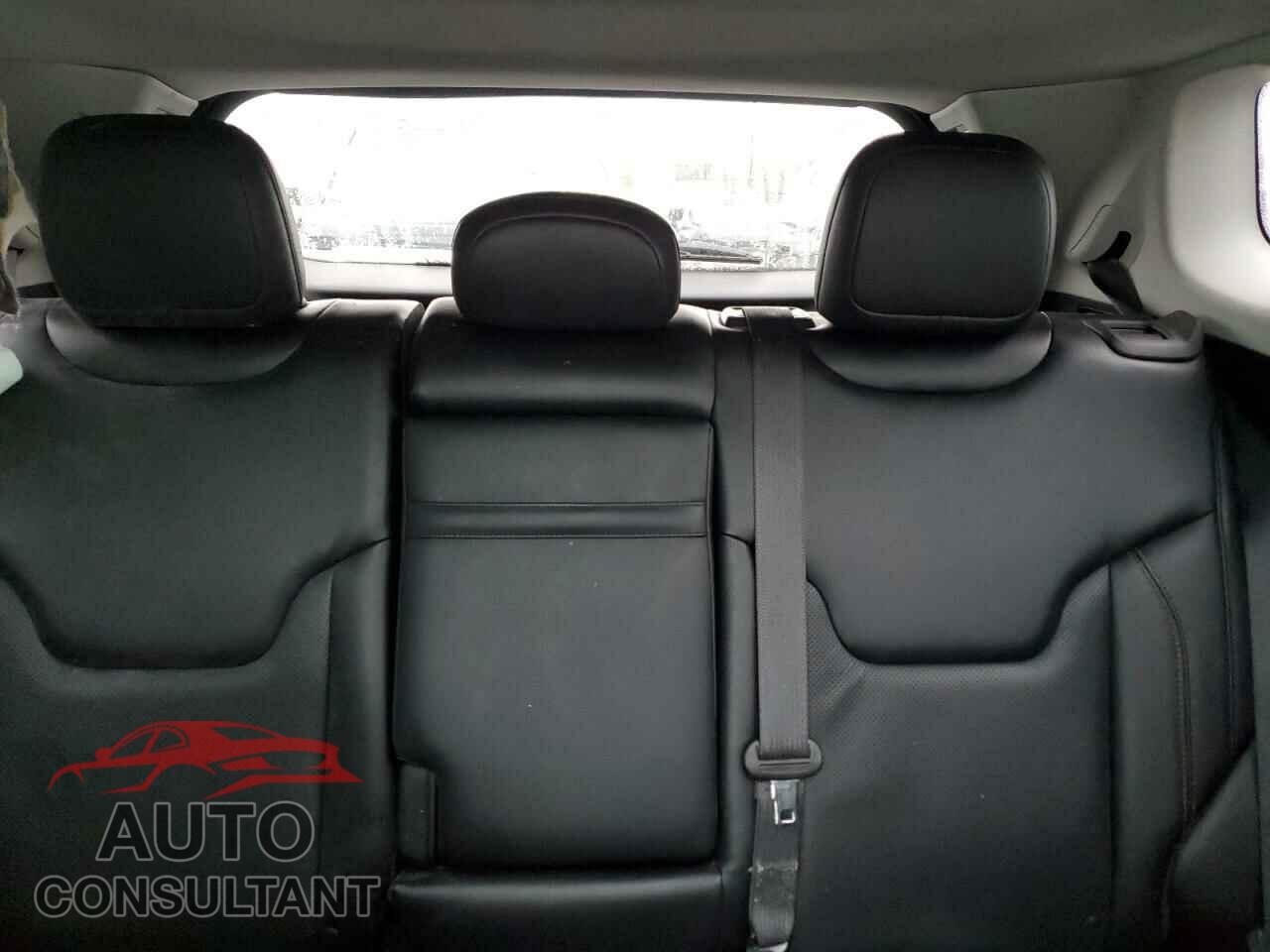 JEEP COMPASS 2017 - 3C4NJDCB2HT688038