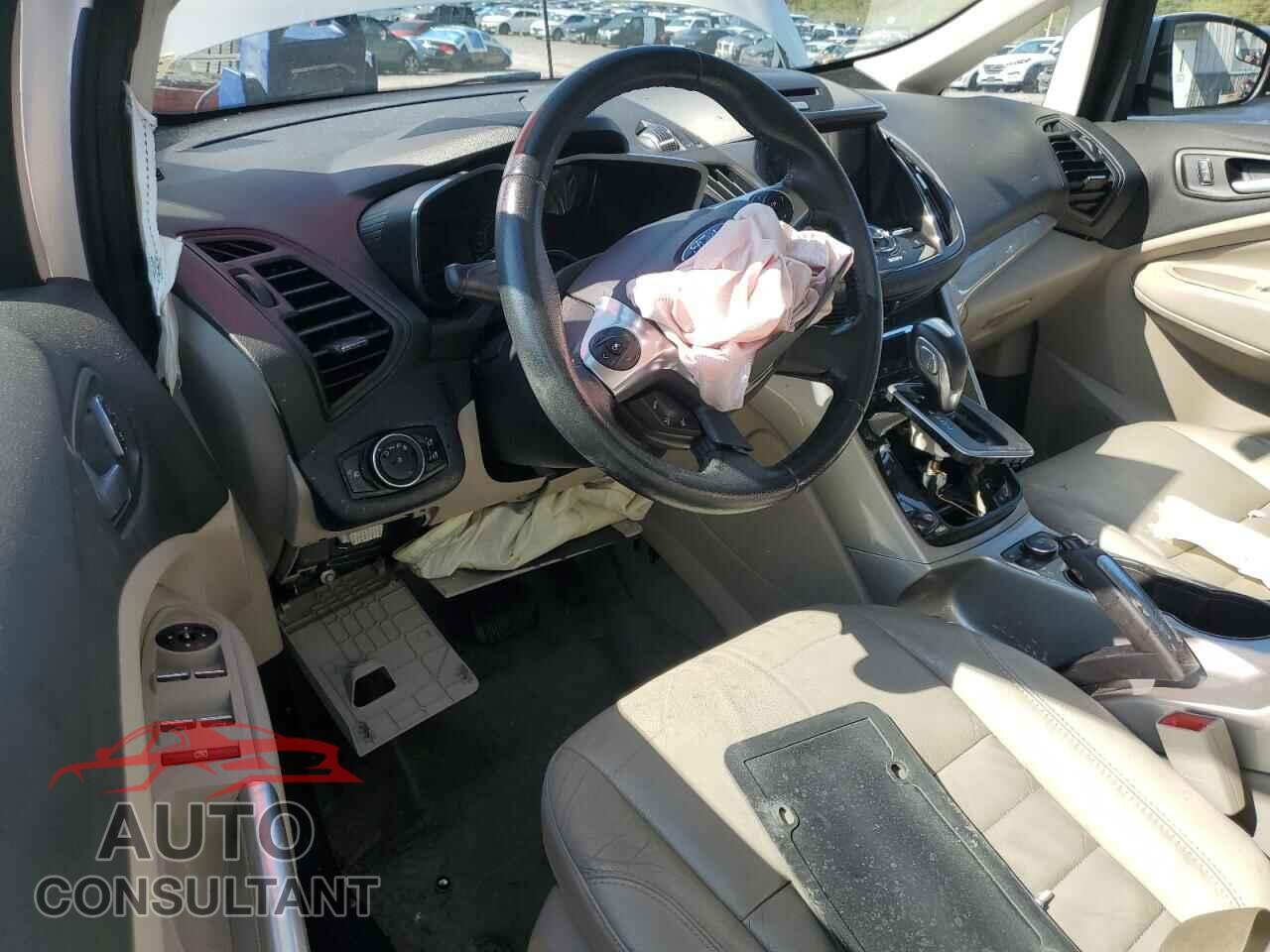 FORD CMAX 2015 - 1FADP5CU5FL115408