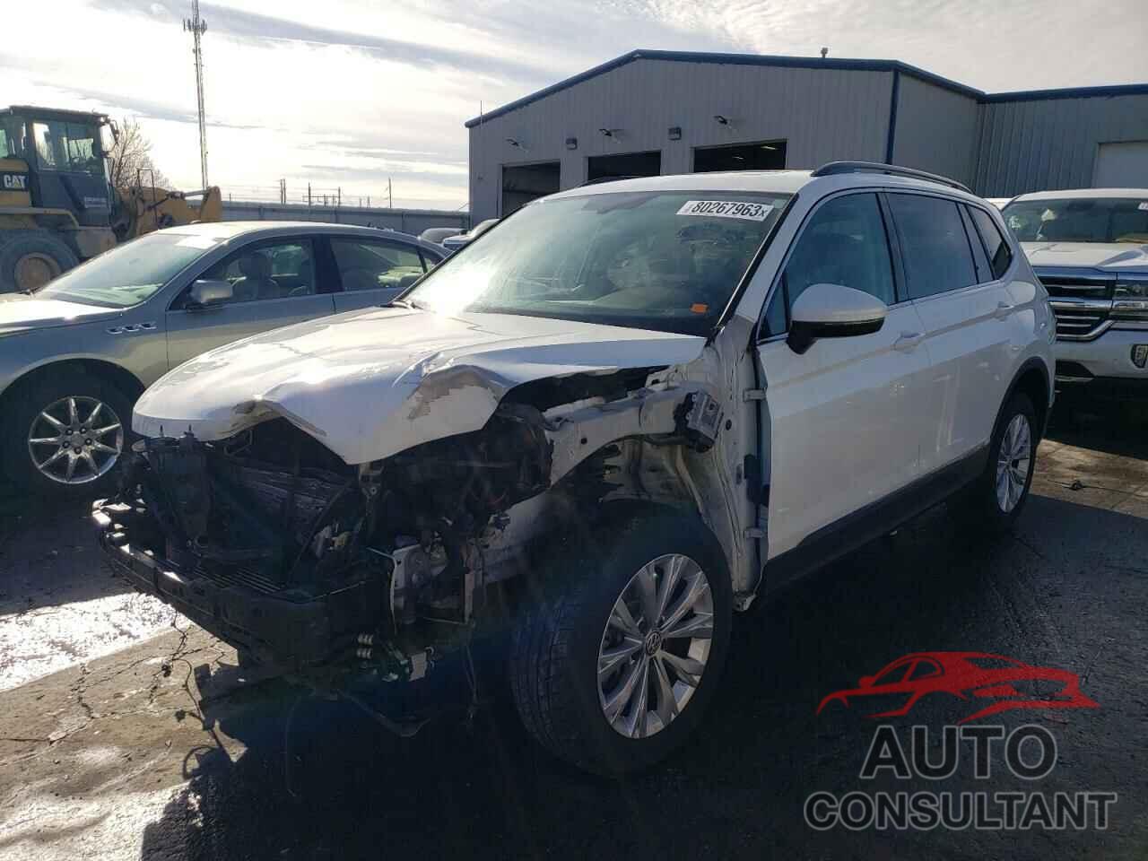 VOLKSWAGEN TIGUAN 2018 - 3VV3B7AX1JM010077