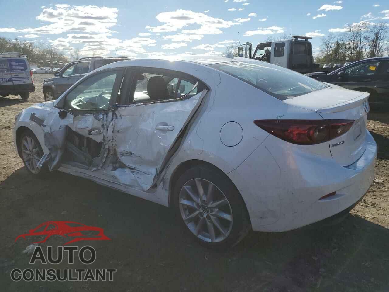 MAZDA 3 2017 - 3MZBN1V78HM148277