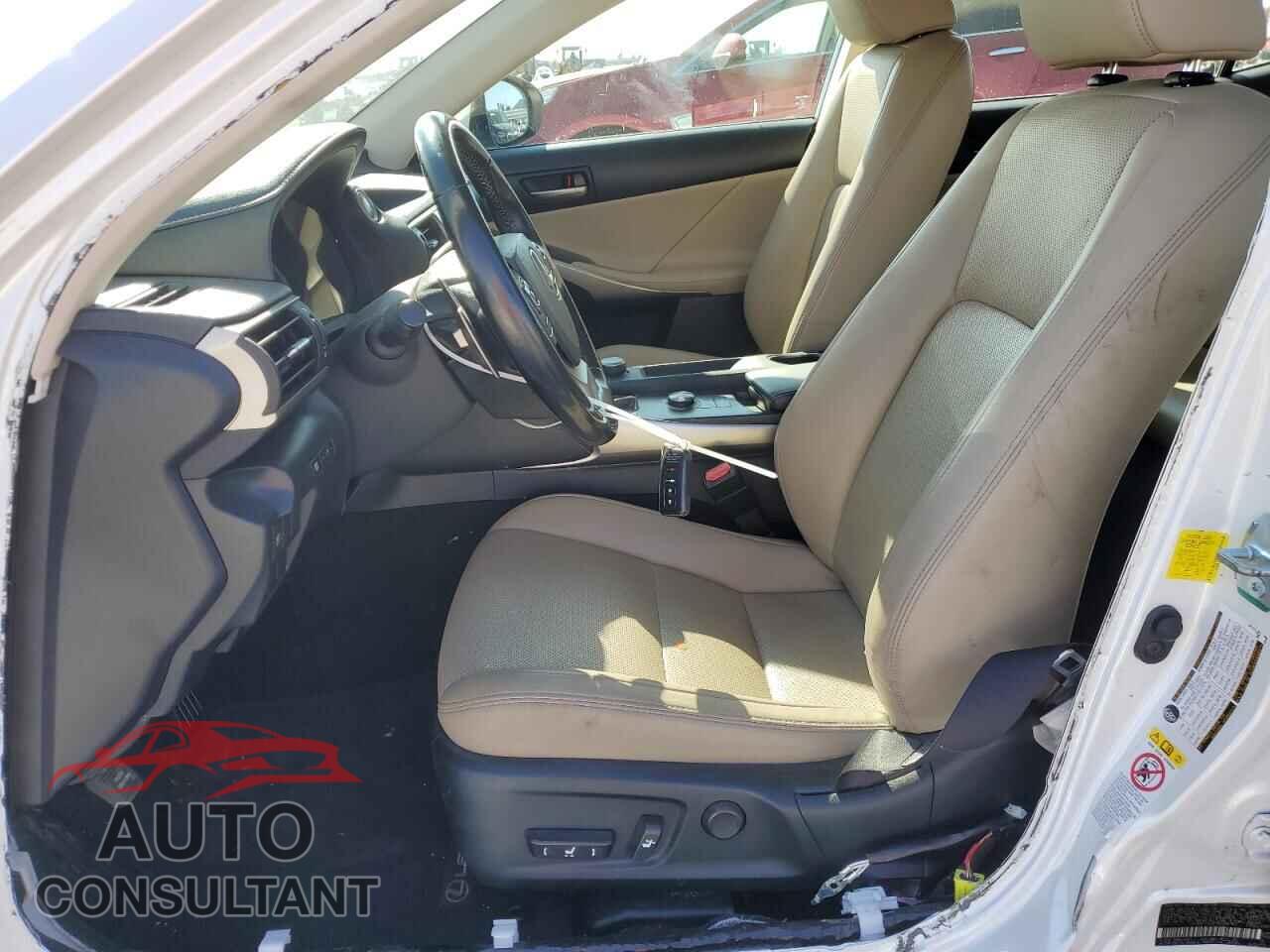 LEXUS IS 2017 - JTHBA1D22H5039757