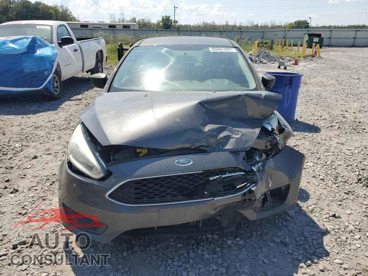 FORD FOCUS 2016 - 1FADP3E29GL352596