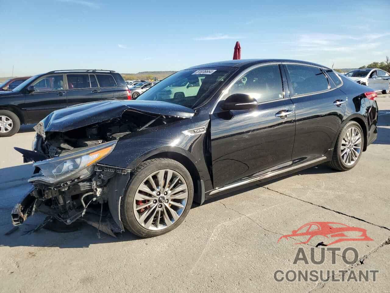 KIA OPTIMA 2019 - 5XXGV4L26KG302270