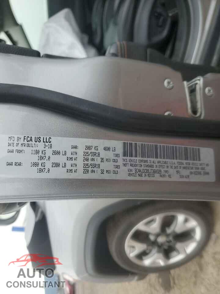 JEEP COMPASS 2018 - 3C4NJDCB9JT360329