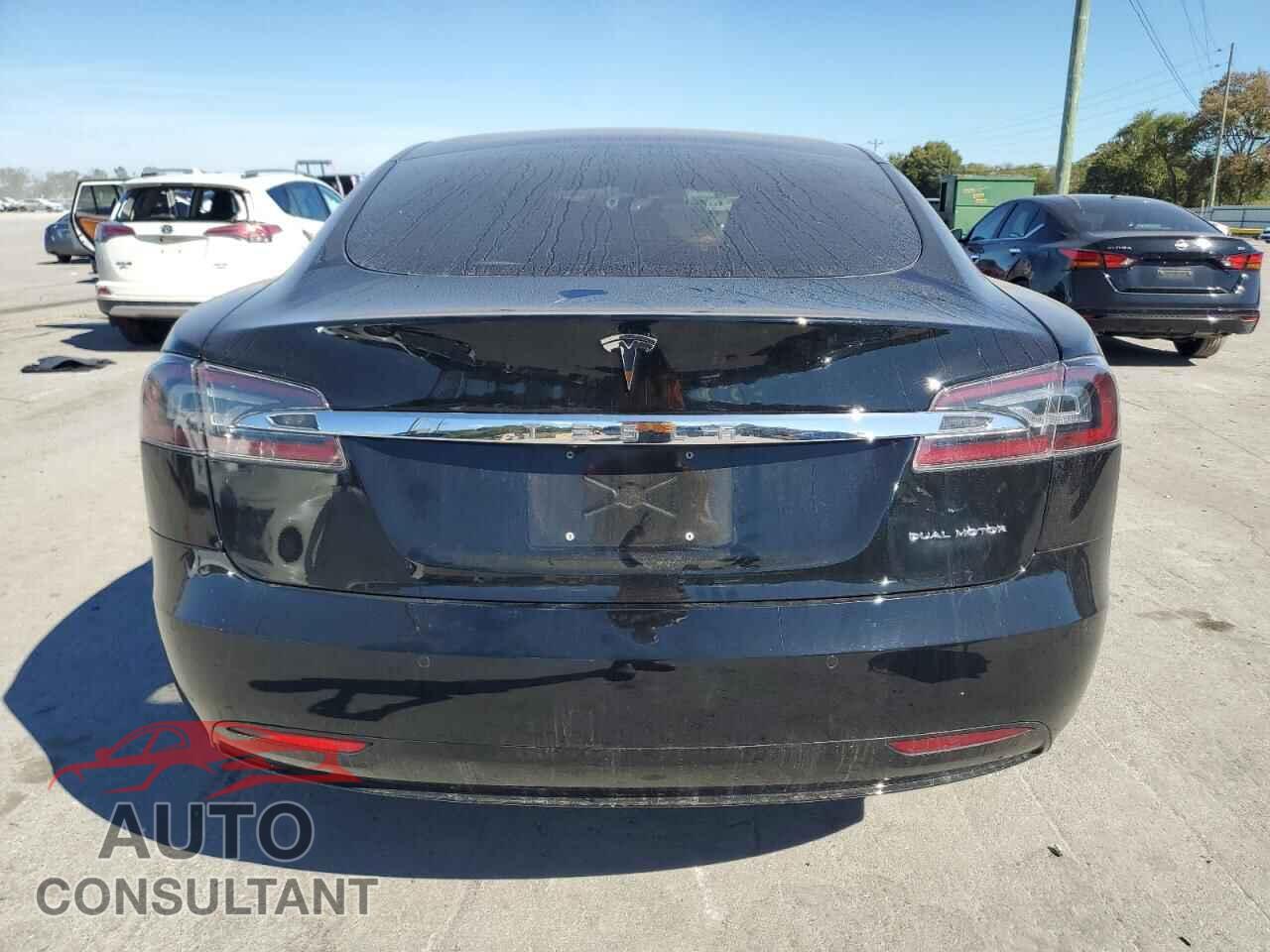 TESLA MODEL S 2020 - 5YJSA1E23LF400159