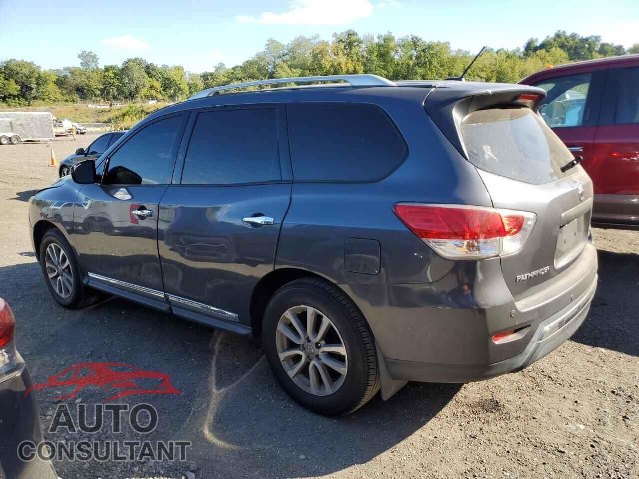 NISSAN PATHFINDER 2013 - 5N1AR2MM2DC689462