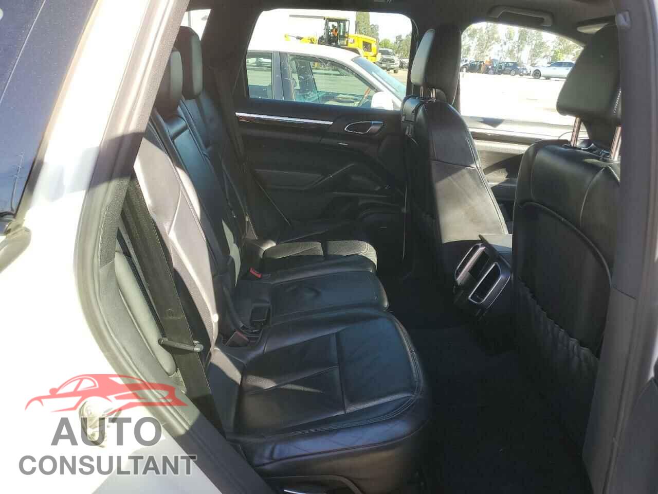 PORSCHE CAYENNE 2011 - WP1AA2A28BLA07582