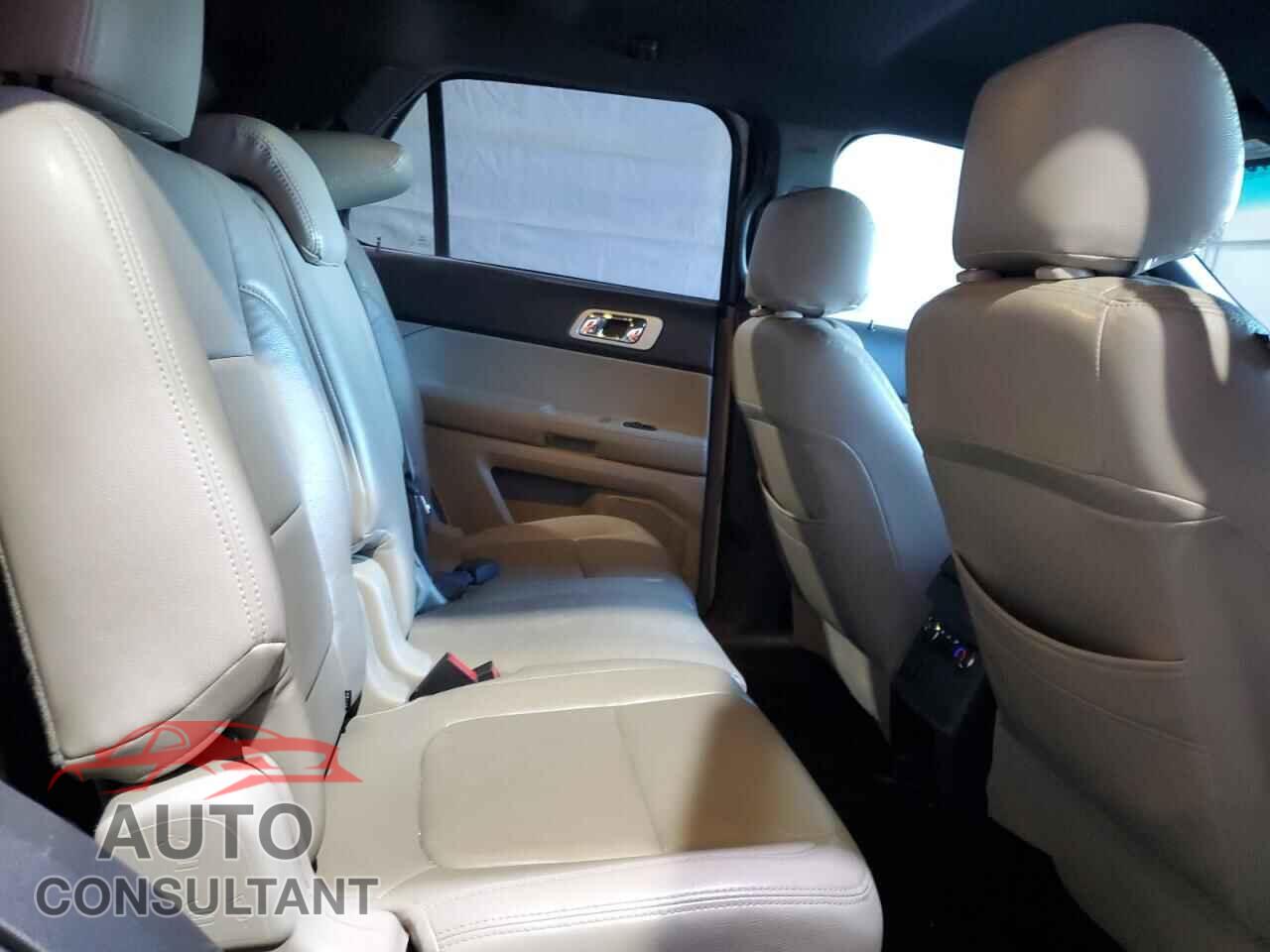 FORD EXPLORER 2015 - 1FM5K8D83FGB55877