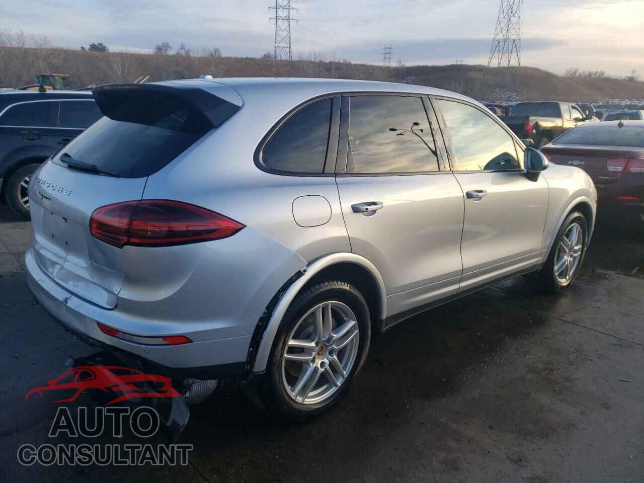 PORSCHE CAYENNE 2017 - WP1AA2A23HKA87193