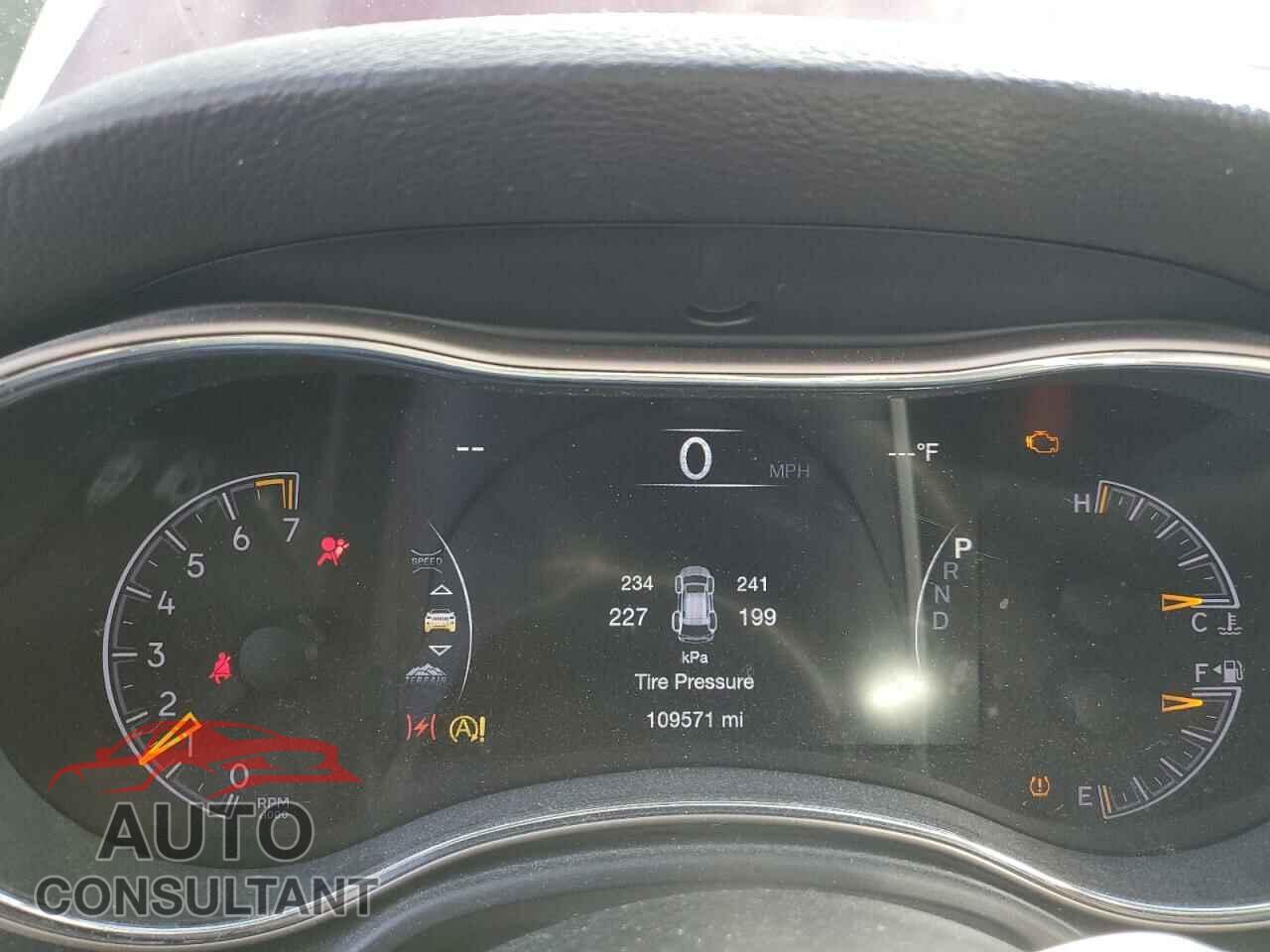 JEEP GRAND CHER 2017 - 1C4RJFBG0HC777421
