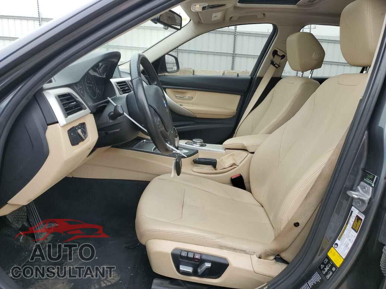 BMW 3 SERIES 2017 - WBA8E5G37HNU45221