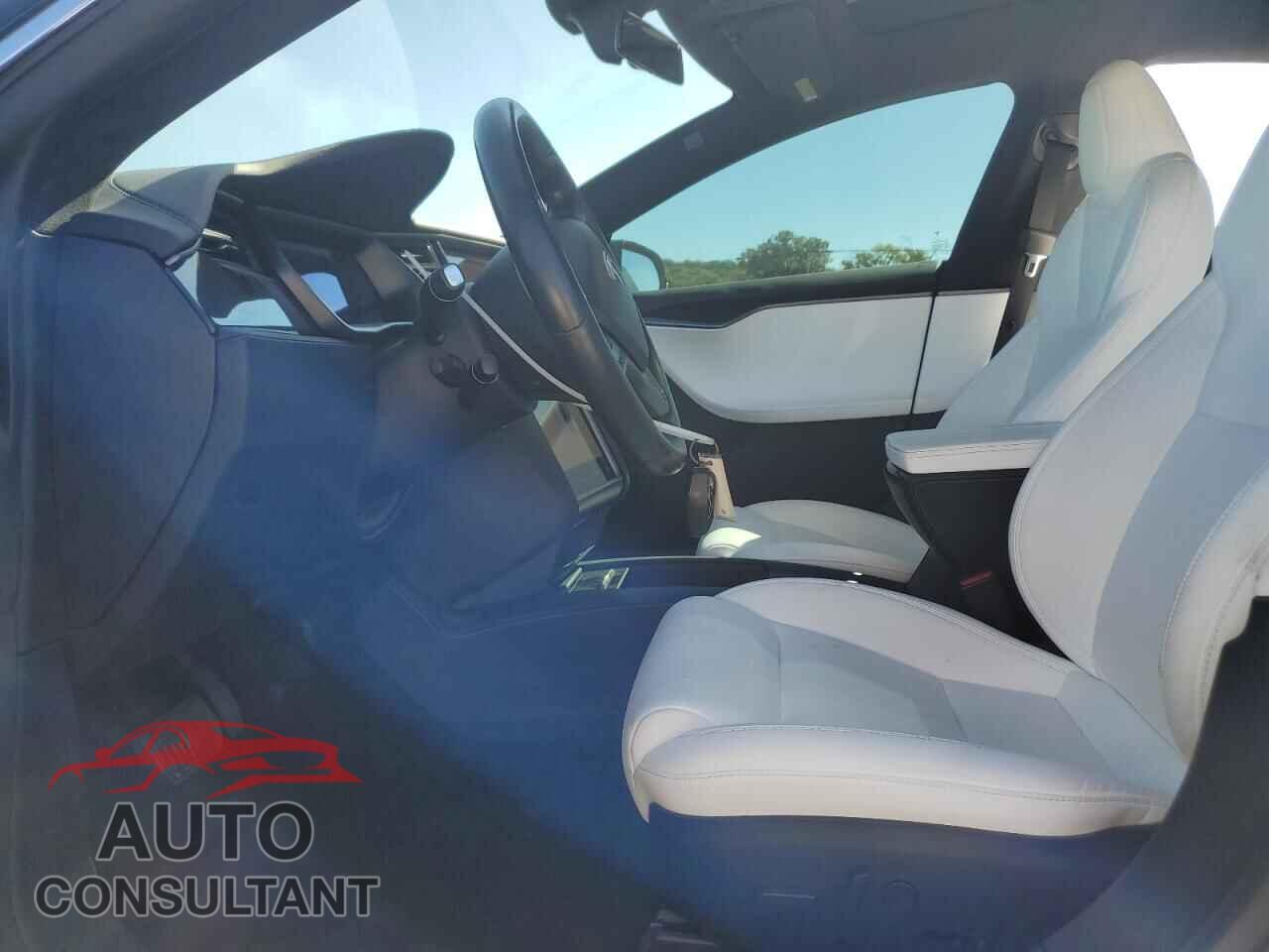 TESLA MODEL S 2020 - 5YJSA1E23LF400159