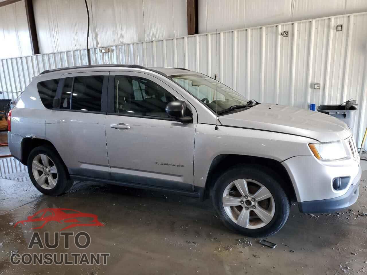 JEEP COMPASS 2011 - 1J4NF1FB8BD281635