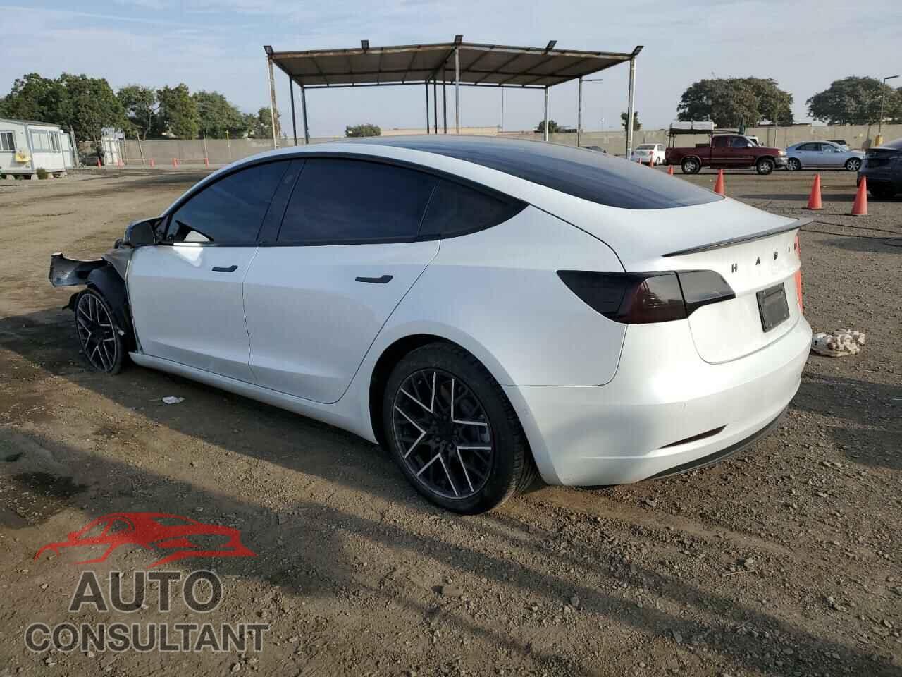 TESLA MODEL 3 2022 - 5YJ3E1EB3NF181909