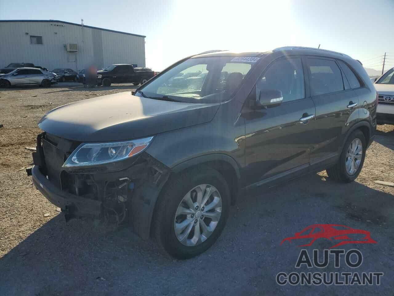 KIA SORENTO 2014 - 5XYKU4A74EG432270