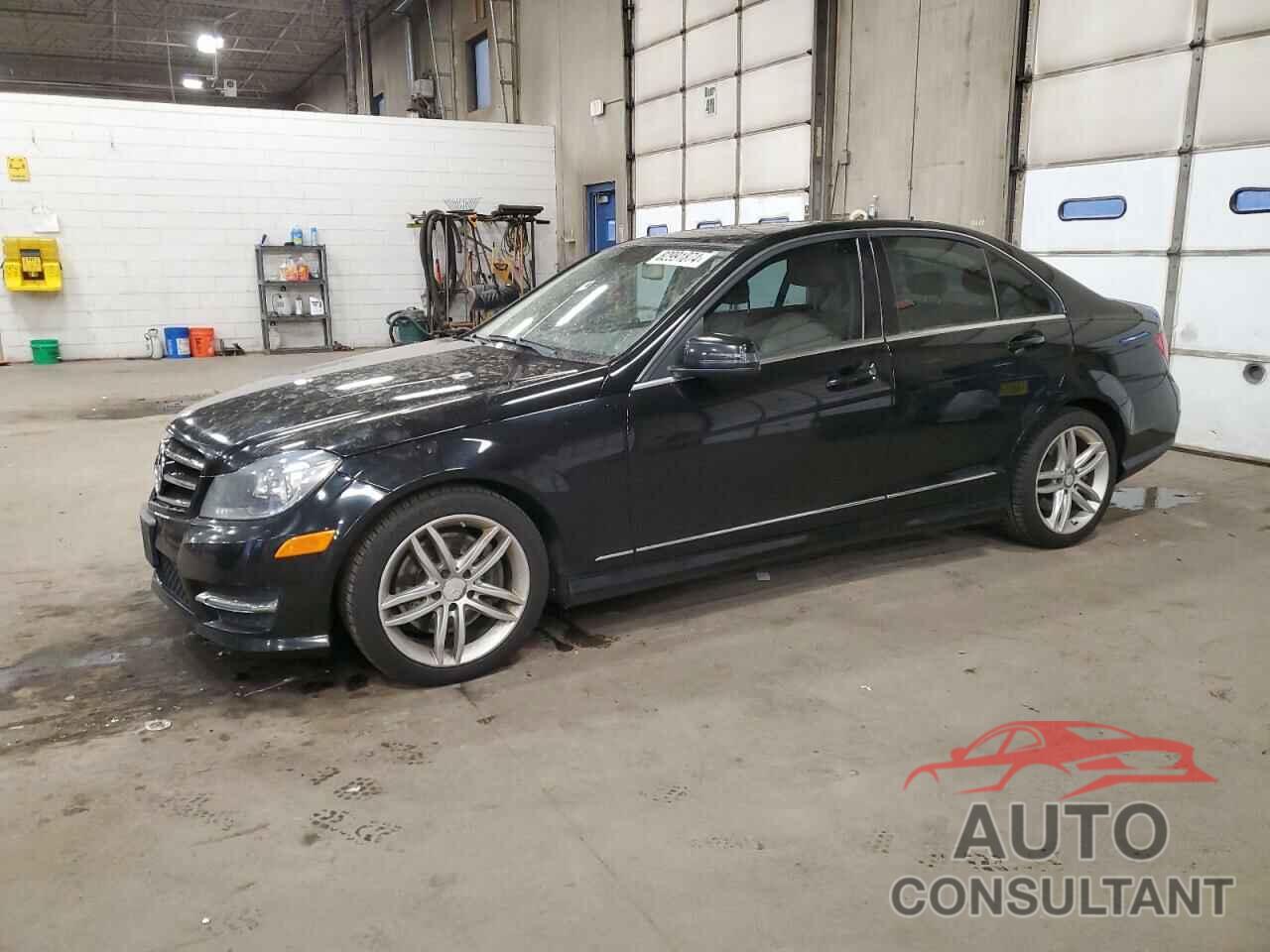 MERCEDES-BENZ C-CLASS 2014 - WDDGF8AB2ER309943