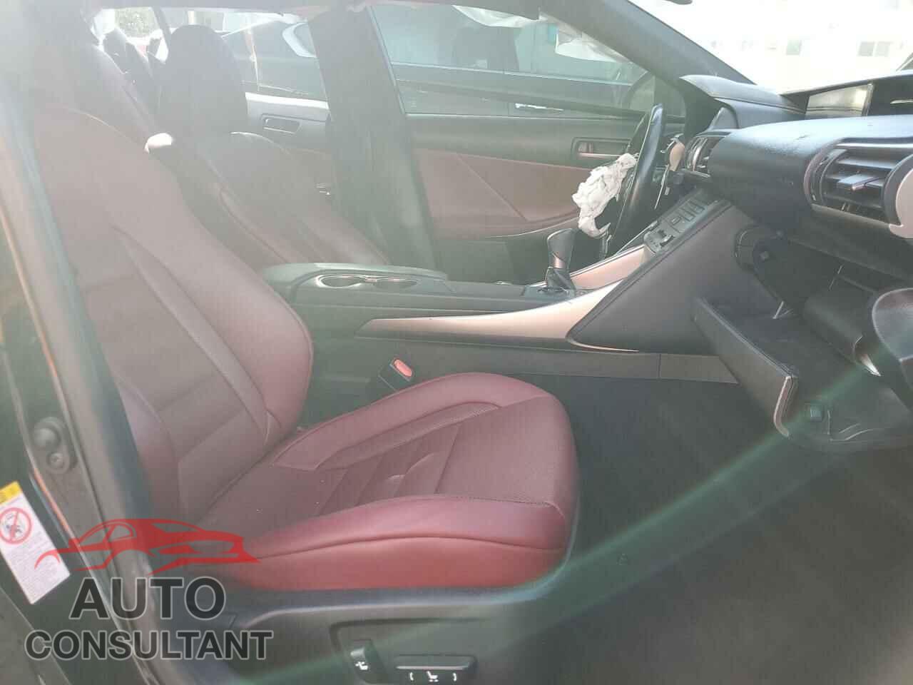 LEXUS IS 2017 - JTHBA1D29H5057690