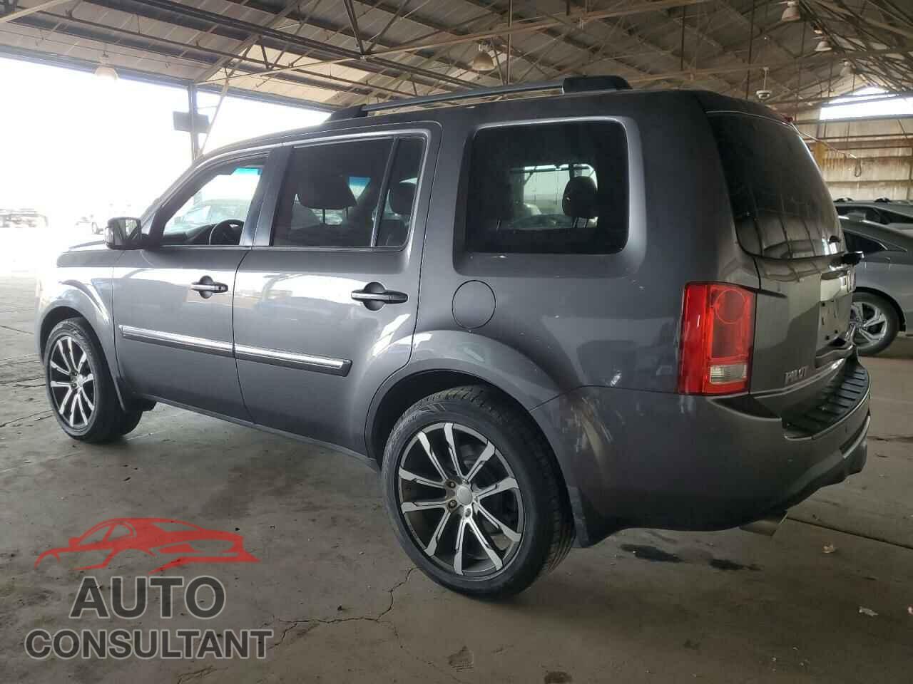 HONDA PILOT 2015 - 5FNYF3H92FB016863