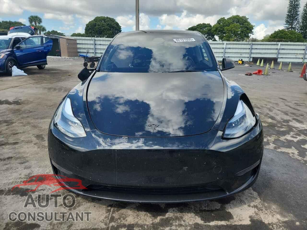 TESLA MODEL Y 2024 - 7SAYGDED3RF208845
