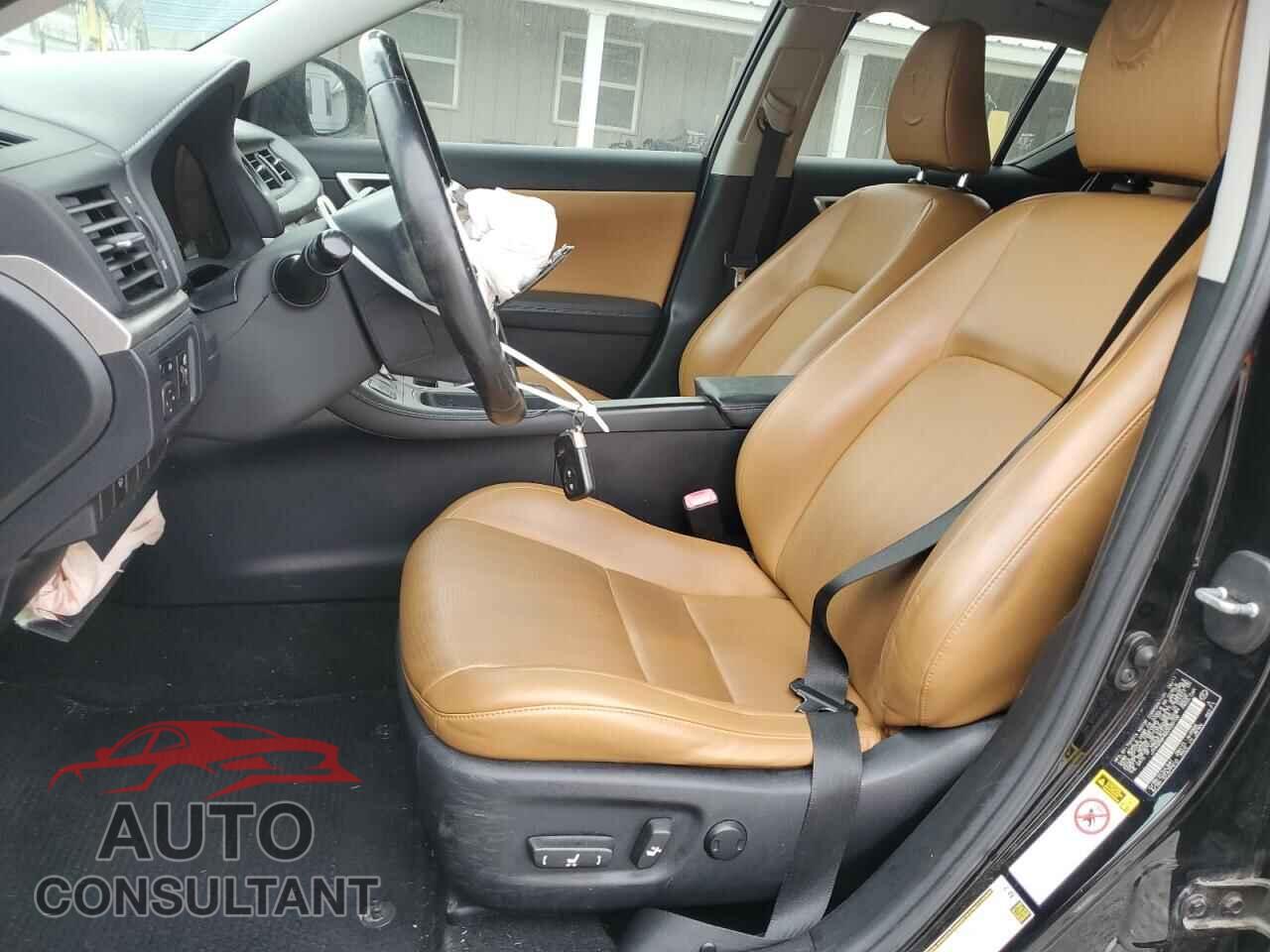 LEXUS CT 200 2011 - JTHKD5BH6B2030106