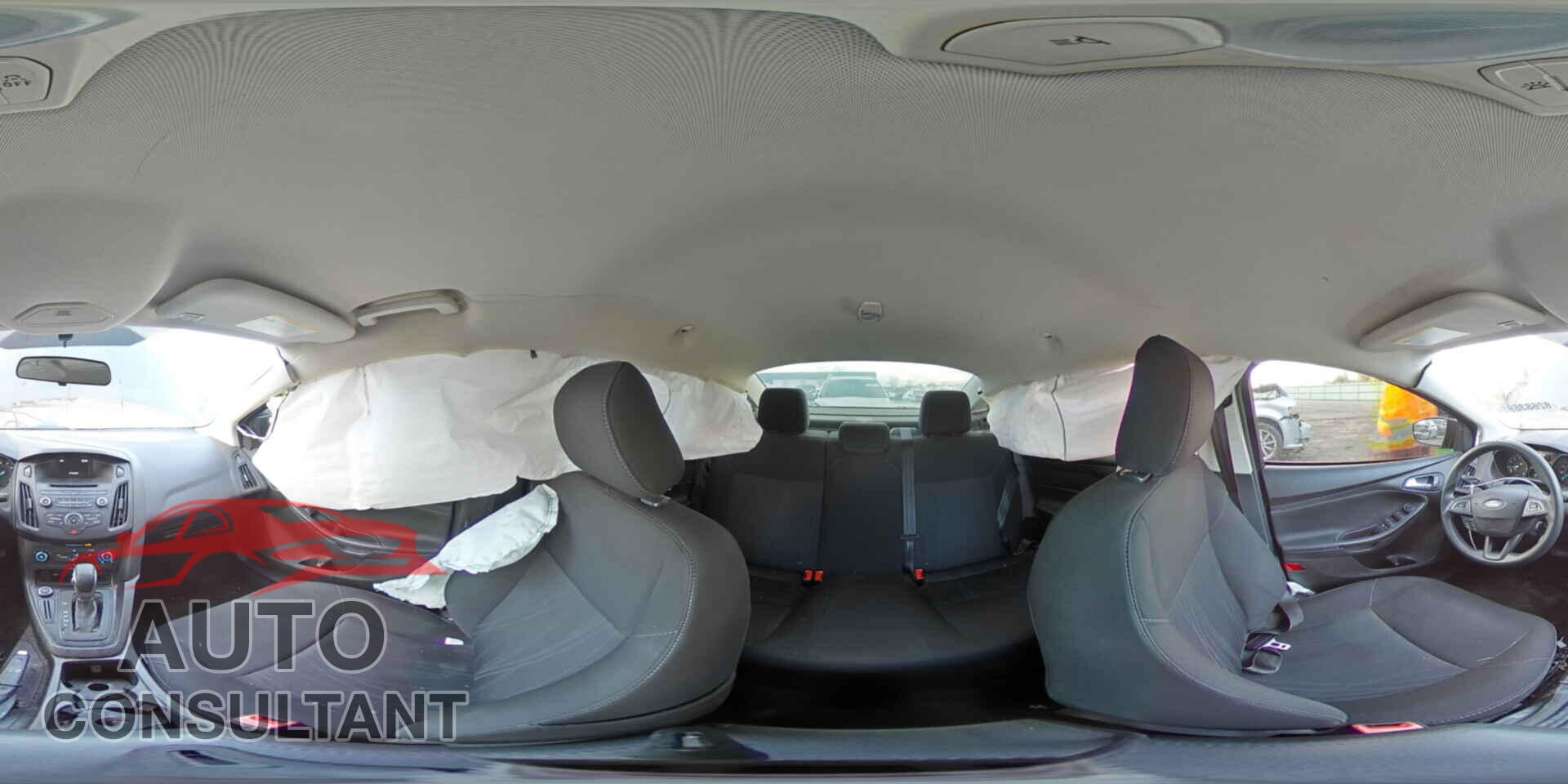 FORD FOCUS 2017 - 1FADP3F22HL328365